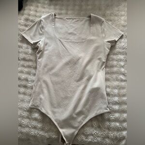 Abercrombie & Fitch Cream Short Sleeve Bodysuit